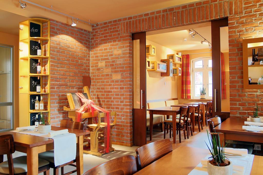 Hotel Alte Schule Reichenwalde Chambre photo